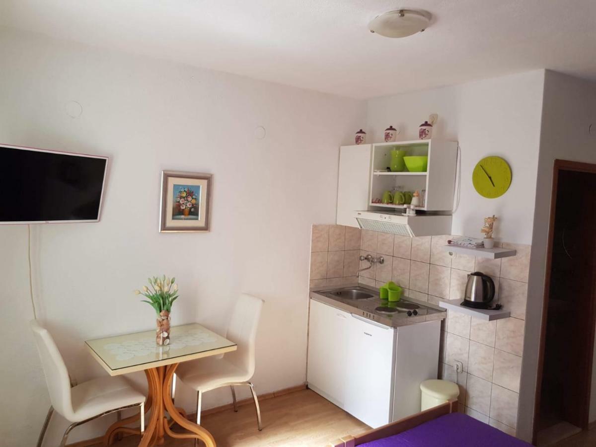 Apartment Ante Kastela Exterior photo